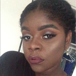 Meet your Posher, Ericka